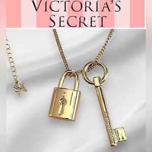 Victoria’s Secret Scandalous Lock & Key Necklace, gold tone, like new, 20”